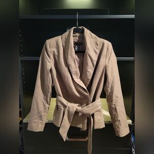 Womens tan blazer size 6
